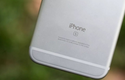 Apple попросила прощения за замедление iPhone и предлагает годовую замену батареи за 29 долларов