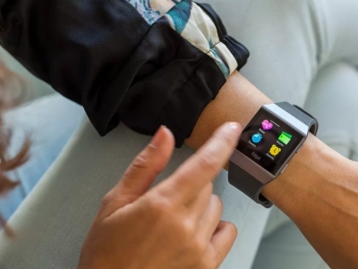 Fitbit инвестировал 6 миллионов долларов в запуск личного глюкометра Sano