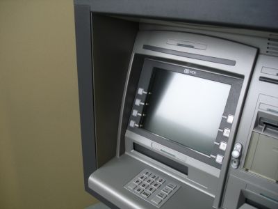 Positive Technologies помогла выявить и устранить уязвимости в банкоматах NCR