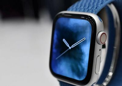 Apple Watch Series 4 стали тоньше, но все равно не на столько, как оригинальная модель