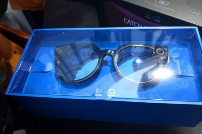 Tencent выпустил умные очки Weishi, очень похожие внешне на Snap Spectacles