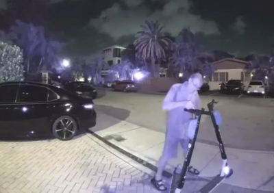 Во Флориде задержали мужчину, перерезавшего тормозные тросики у более чем 100 прокатных электросамокатов