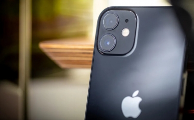 iOS 15 позволяет отключить ночной режим на камере iPhone