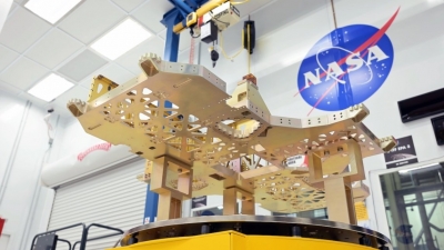 NASA строит первый роботизированный луноход