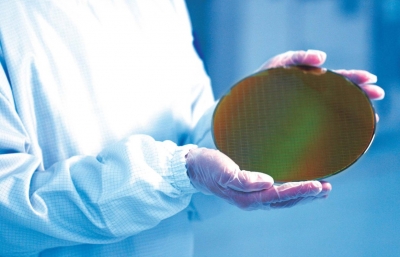 Фабрики Samsung привлекают AMD и Tesla в качестве своих клиентов для производства чипов по 5-нм и 4-нм техпроцессу