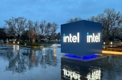 Qualcomm хочет приобрести часть подразделения Intel по разработке чипов, чтобы расширить свое присутствие на рынке