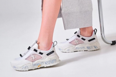 PREMIATA: итальянские кроссовки для нее