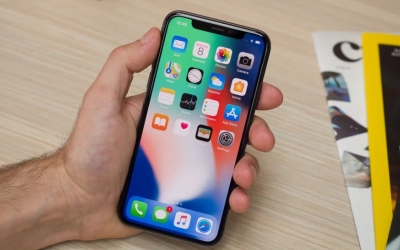 20-летний юбилейный iPhone может возродить еще одну забытую идею Samsung